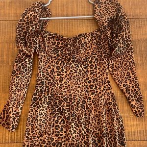 Puff, Long-sleeved Leopard Dress